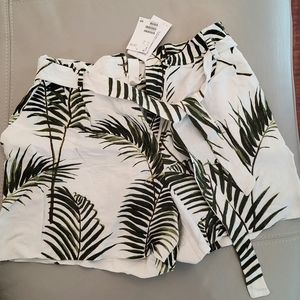 H&M linen blend shorts